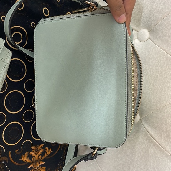 Van Heusen purse with free baggit wallet of the same colour - Picture 6 of 8